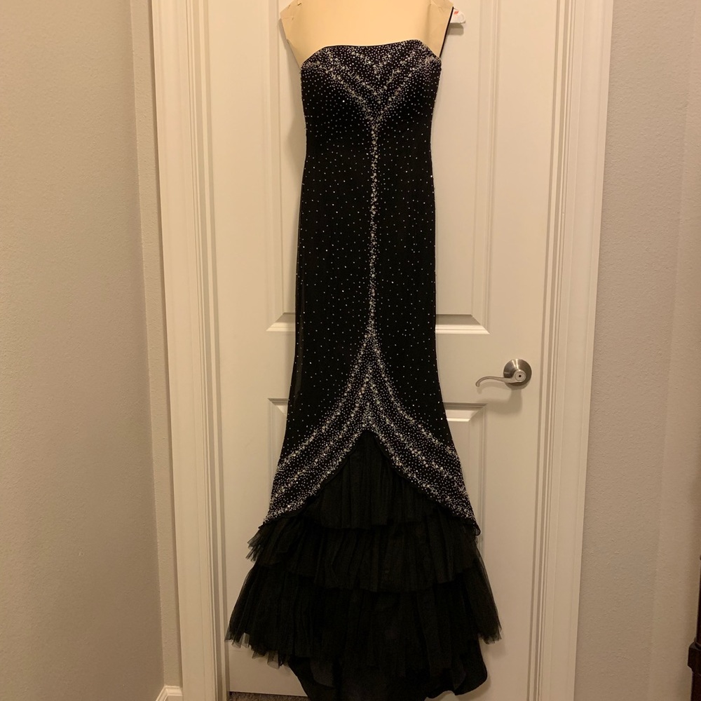 ✨Black strapless evening gown ✨